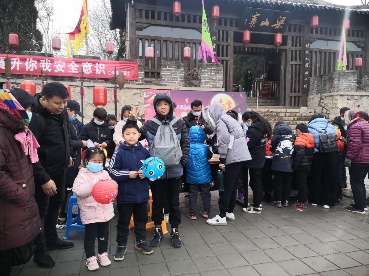 正月十五鬧元宵，梁山景區(qū)人氣高！