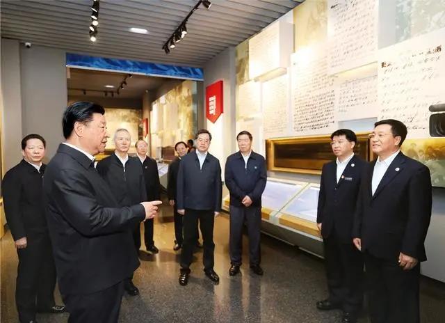 習近平：用好紅色資源，傳承好紅色基因，把紅色江山世世代代傳下去